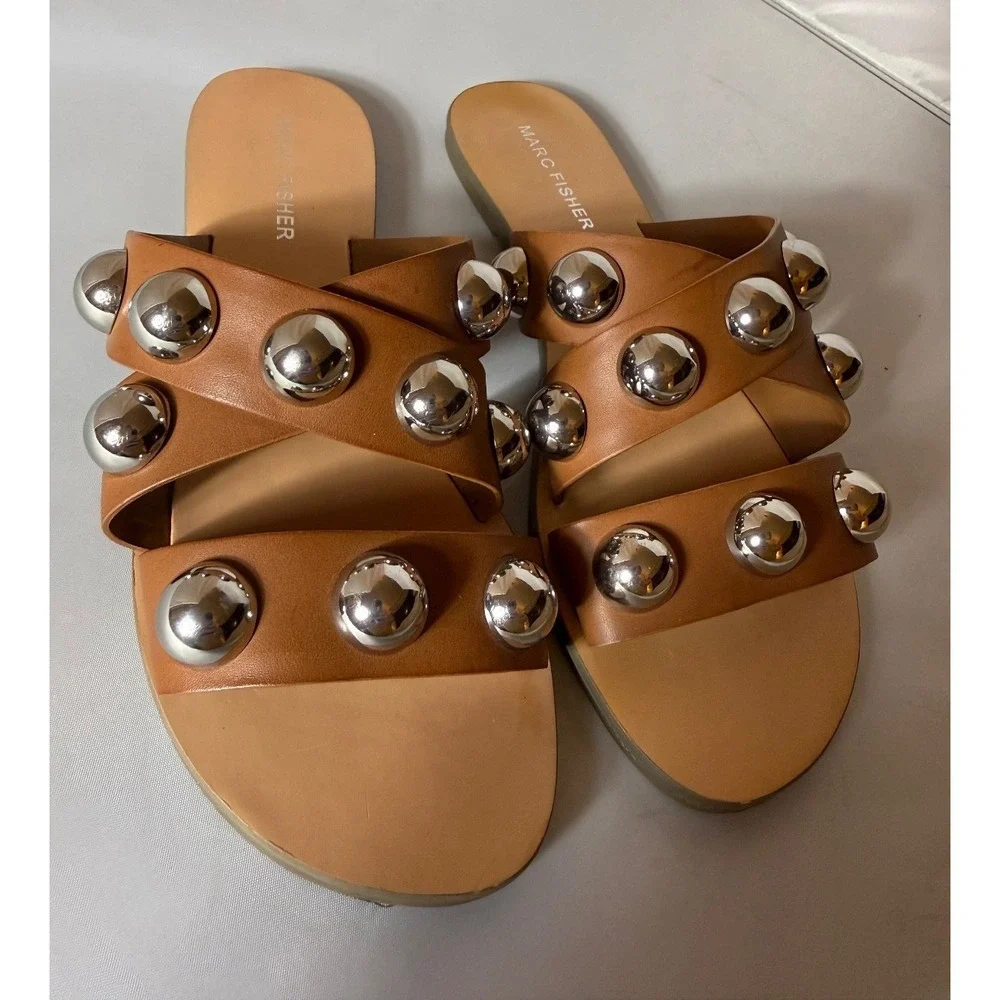 Marc Fisher Bryte 2 Slide Sandals Brown Faux Leather Silver Studded Size 6M